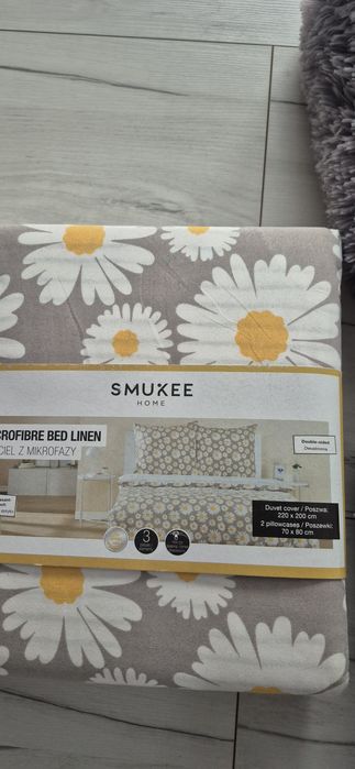 Smukee. Posciel i dywanik