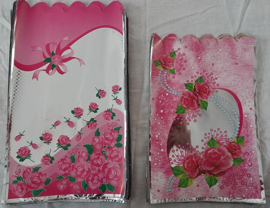 Подарункові пакети