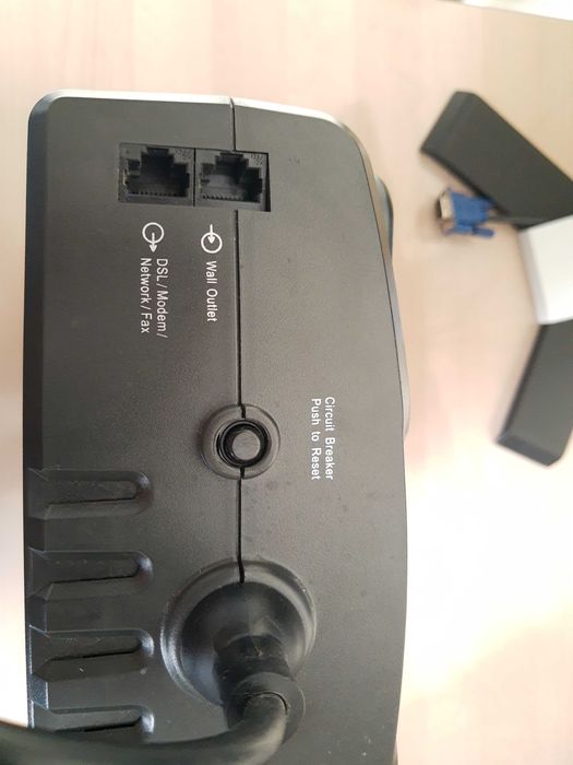 Zasilacz awaryjny UPS APC es400