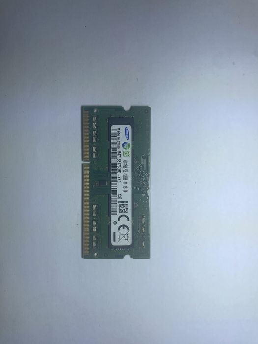 Samsung 4 GB DDR3L 1600 MHz (PC3L-12800S) (для ноутбука)