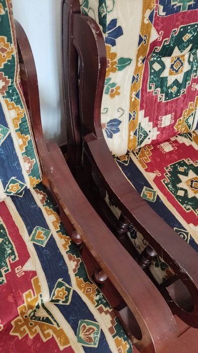 2 cadeirões | Alt. 97 x Compr. 87 x Larg. 71 cm