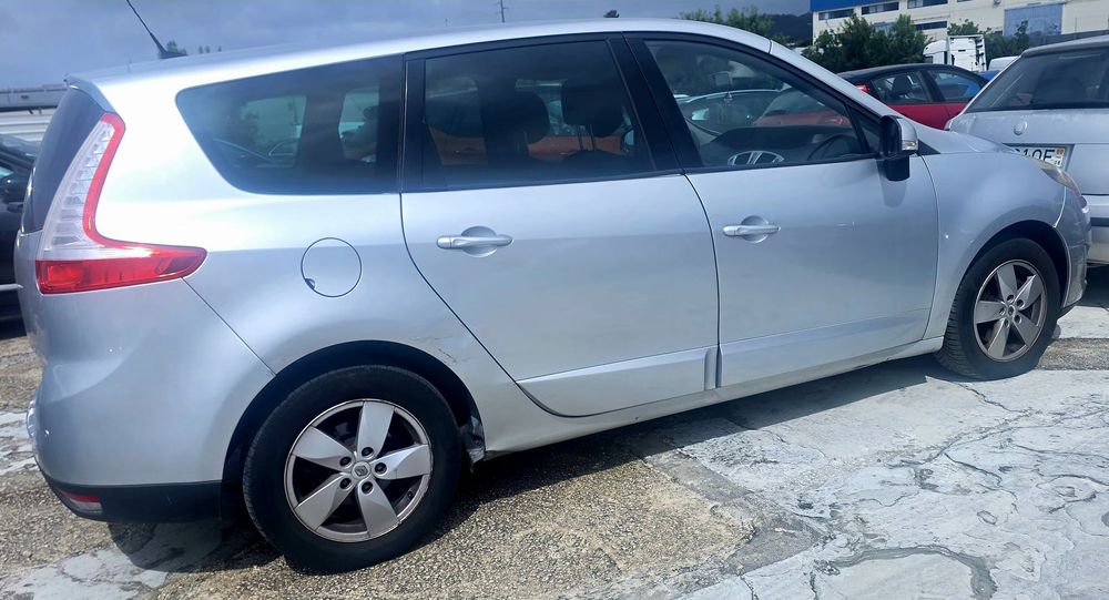 Renault Grand Scénic 1.5 dCi Bose Edition 7L