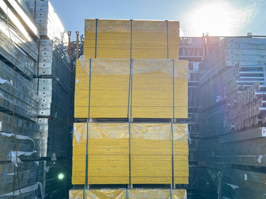 Świerkowa płyta szalunkowa okuta warstowa 2x0,5 premium