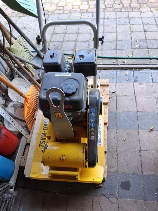 Zagęszczarka 103 KG