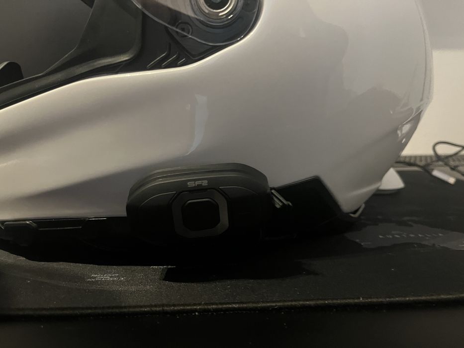 Capacete HJC F70 + Sena SF2