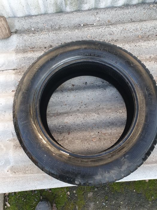 Автогума б/у 215/60 R17