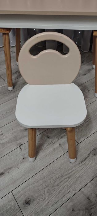 Дитячий стіл та стілець з ДСП