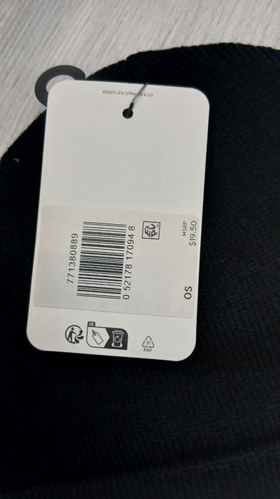Оригінал Levi’s Slouchy Beanie black-grey 771380889 шапка