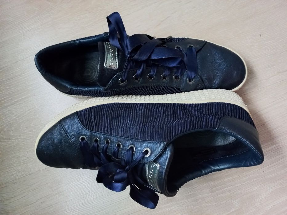 41 р.жіночі bugatti