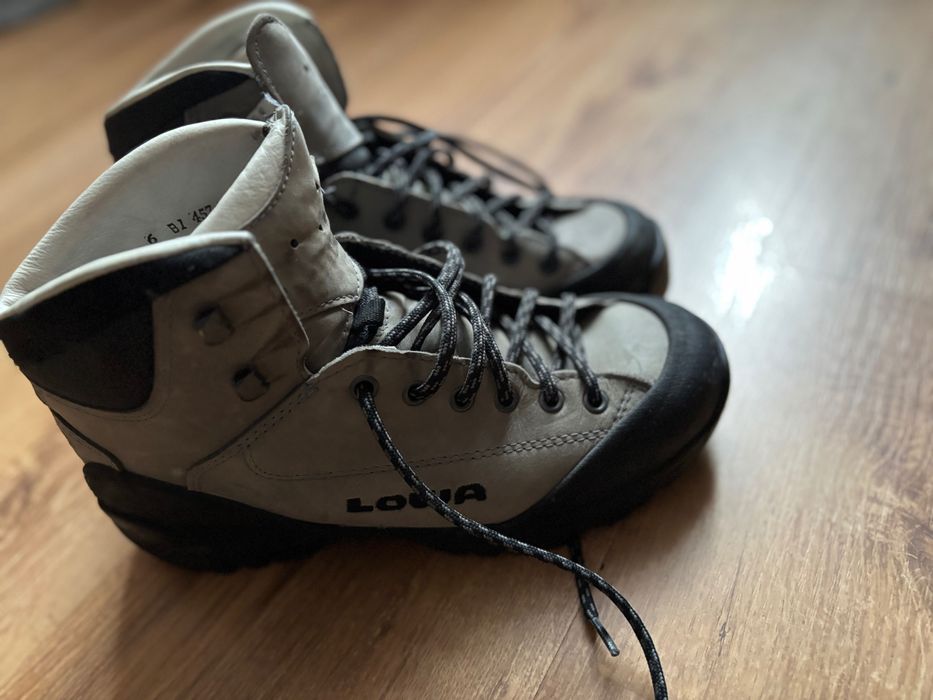 Buty trekkingowe Lowa