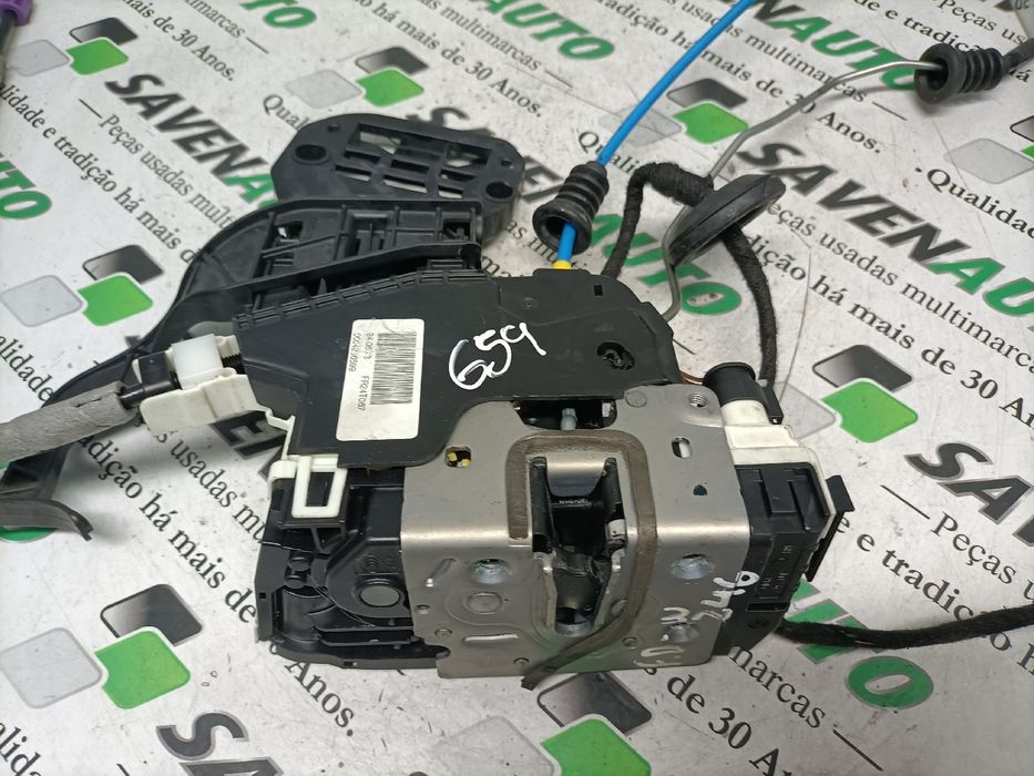 Fechadura / fecho porta frente direito MERCEDES-BENZ Classe B (W246, W