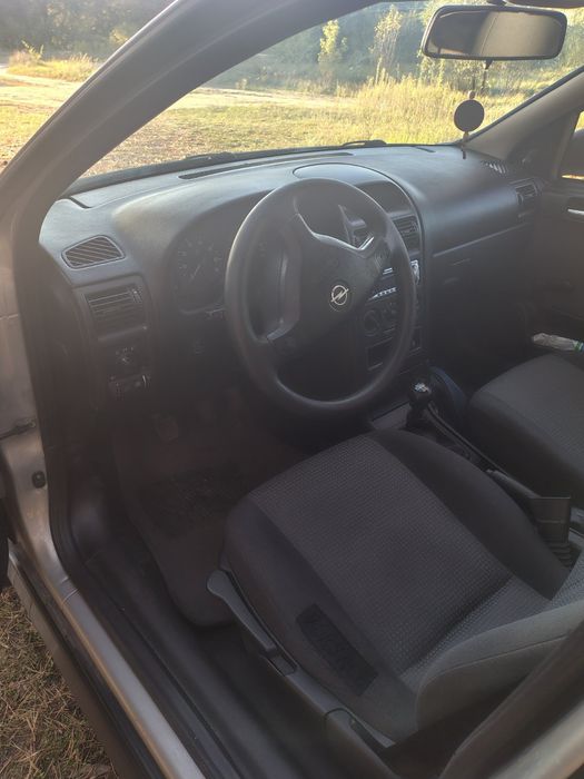 Продам Опель Астра 1.4