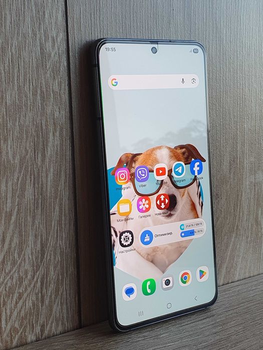 Samsung Galaxy S21 5G 8/128 Gb — це не просто смартфон, а ваш головний квиток у світ