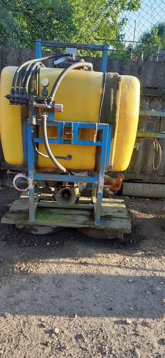 Обприскувач до трактора