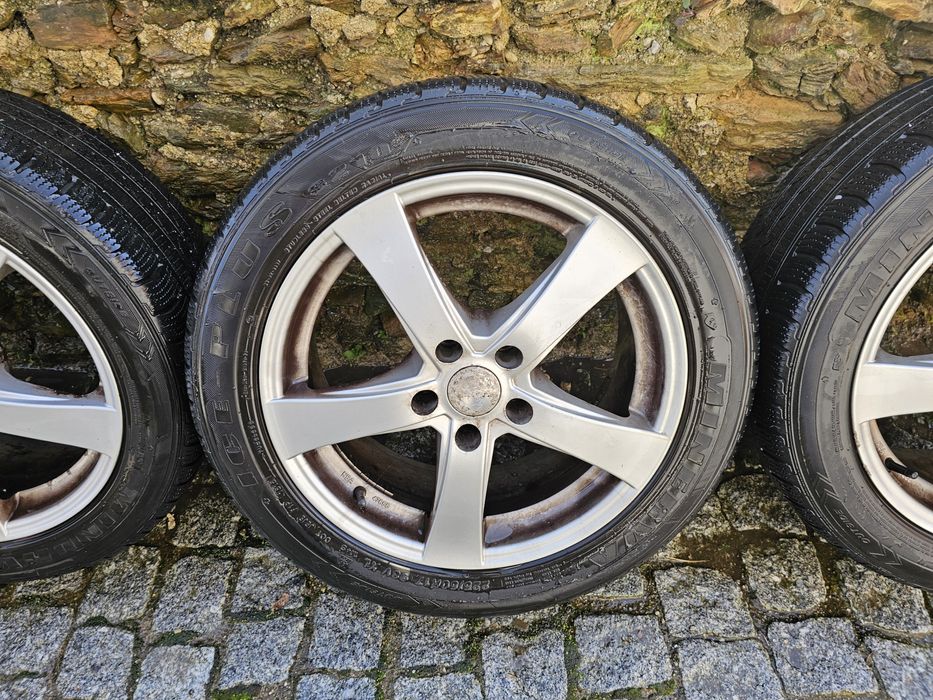 Jantes 17 5×112 Audi VW Seat Skoda Mercedes com pneus 225/50R17
Possí