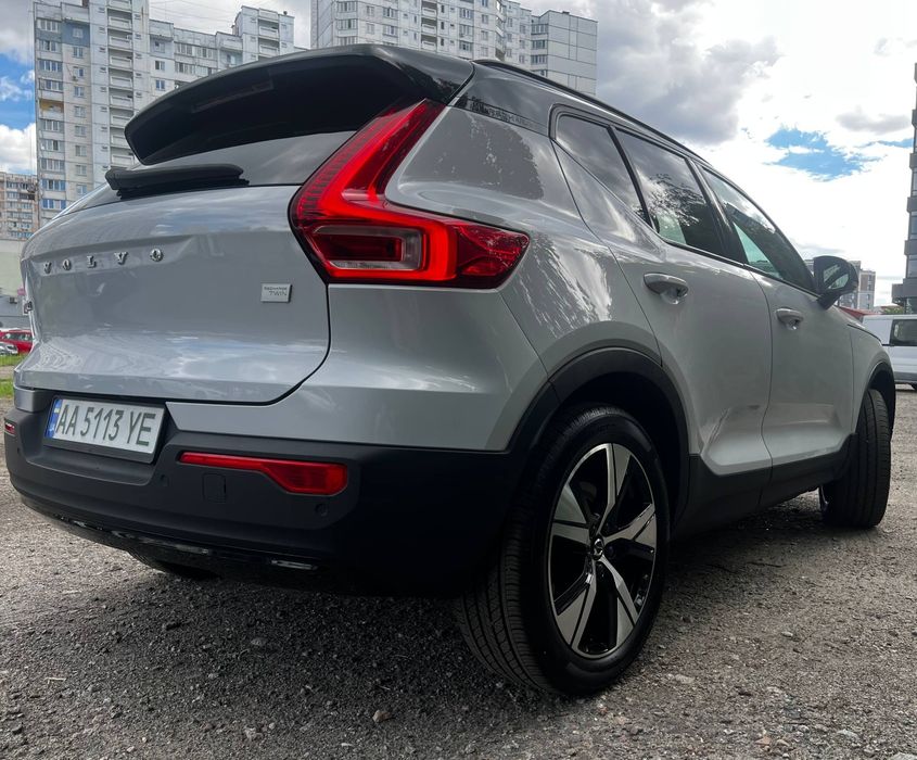 Подається Volvo XC40 Recharge 78kwh (408к.с.) 2022 рік