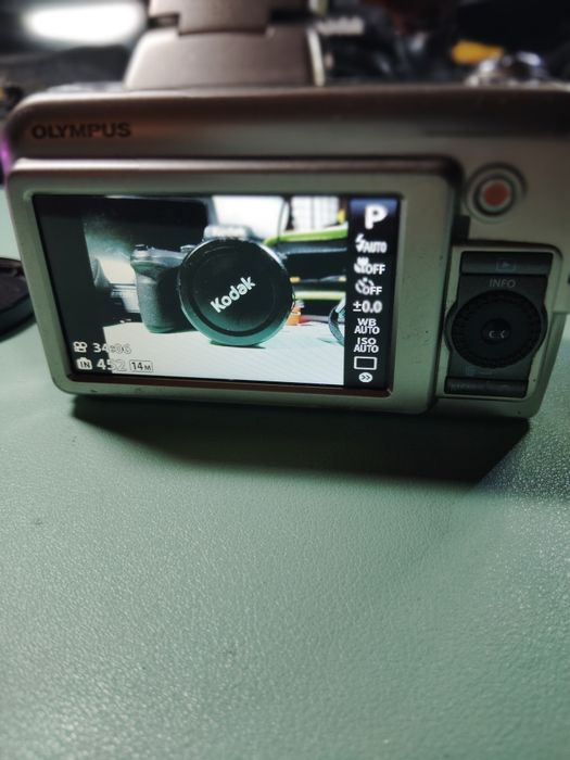 Olympus SP 800uz aparat 30 x optyczny zoom dwa razy stabilizacja obraz