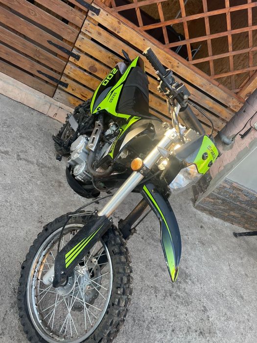 Продам кросовий мотоцикл марки SPARTA в ідеальному стані, 200 кубів,
