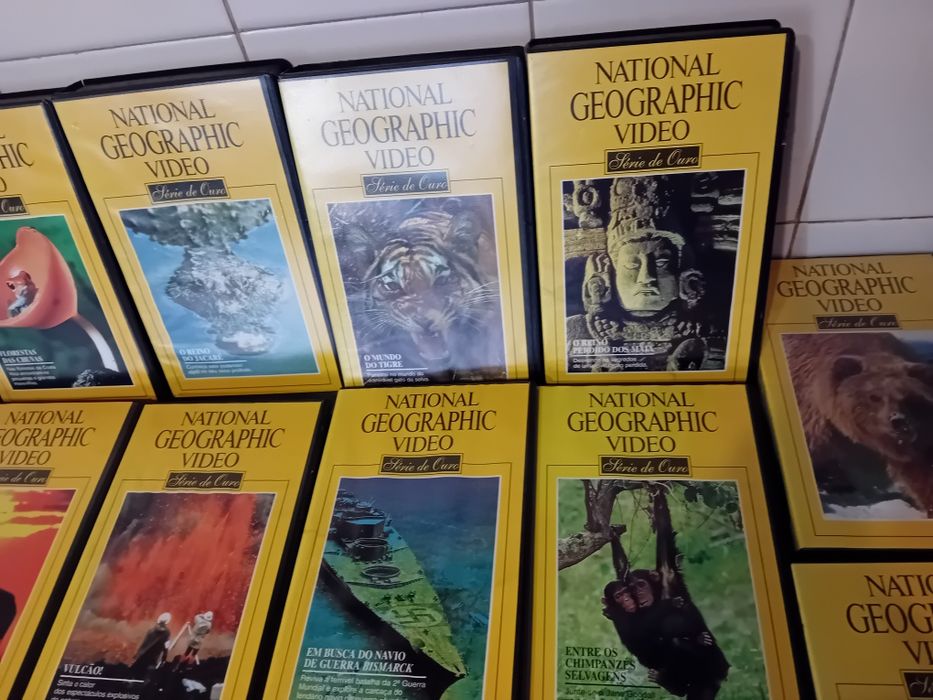 Conjunto de 24 Cassetes Vhs National Geographic