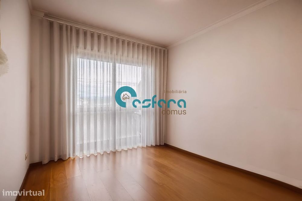Apartamento T3 Venda em Vilar de Andorinho,Vila Nova de Gaia
