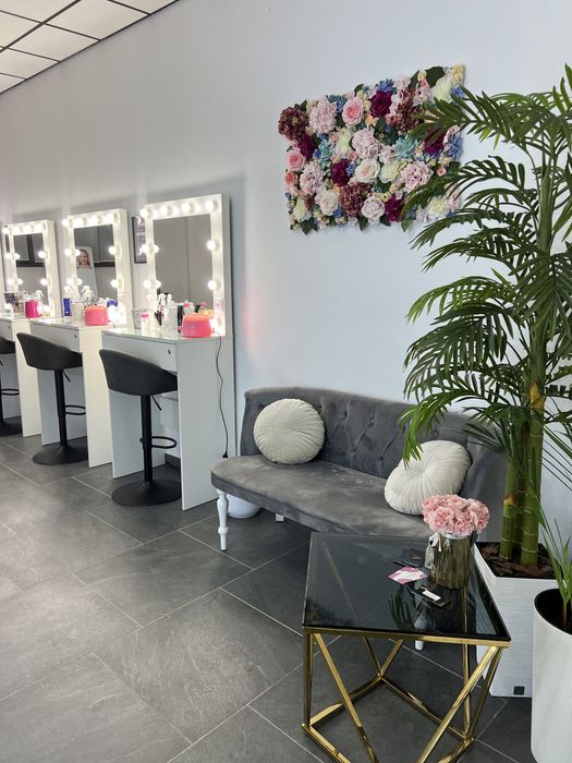 Оренда робочого місця / Столика / КУШЕТКА / ВІННИЦЯ