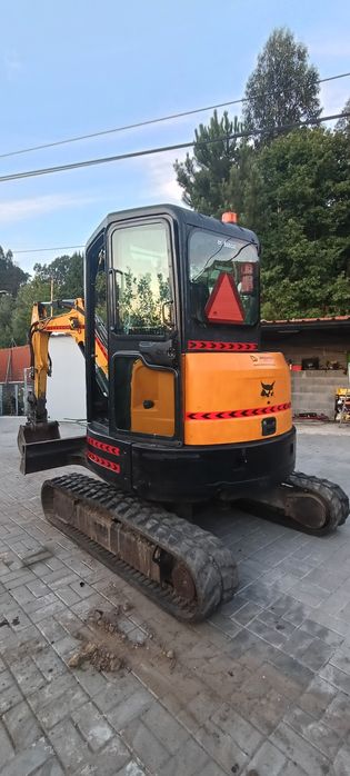 Bobcat  E35  2016