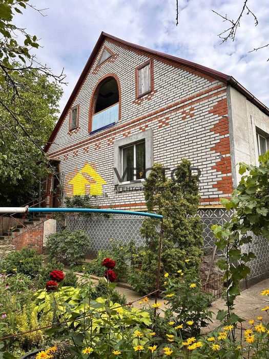 Просторий будинок 255 м2 на 25 сотках – ідеальна основа для будинку вашої мрії!