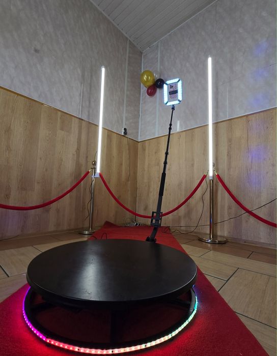 Fotobudka 360° – kompletny zestaw + lampa ULANZI U200