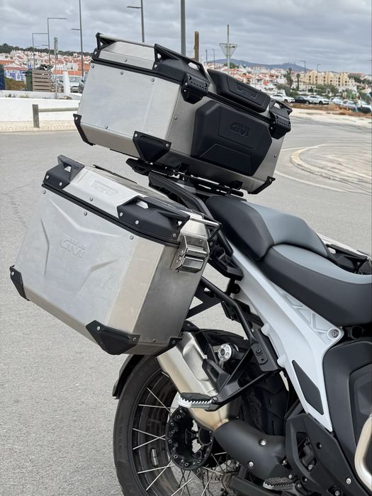 Suporte Malas Laterais  GIVI Trekker Outback BMW R1300GS