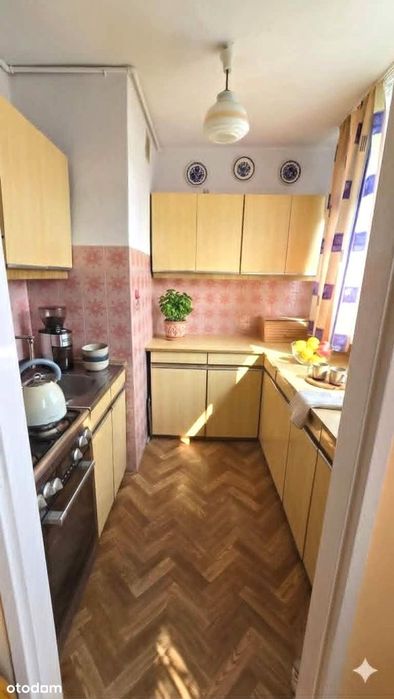 Trzypokojowe mieszkanie z pięknym balkonem