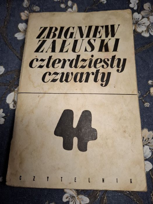 Książka Czterdziesty czwarty