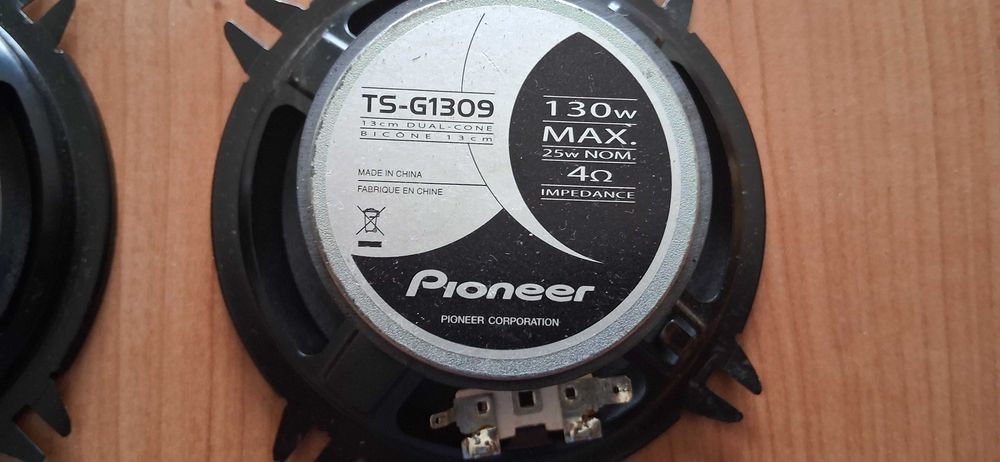 Colunas marca pioneer