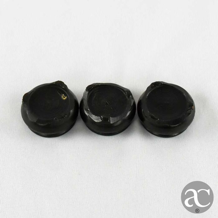 Conjunto de 3 pequenas jarras em cloisonné, China, com base em madeira