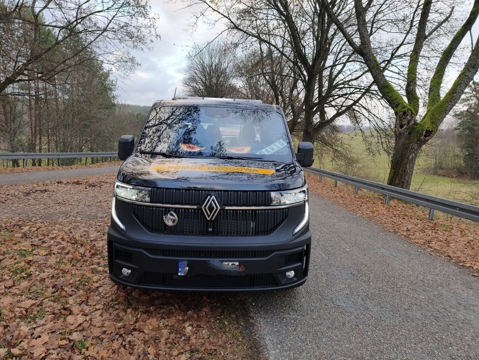 Autolaweta*Przewóz samochodów,osób,sprzętu rolniczego i inne.