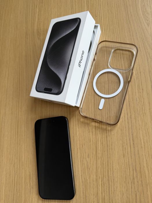 Iphone 15 pro 256gb - rezerwacja do poniedzialku