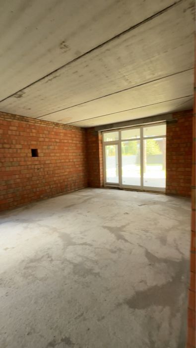 Продаж БУДИНКУ в лісовій Бучі 217 м2 10 соток закрита територія ГАЗ