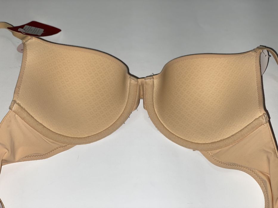 Новий бюстгальтер DeFacto 75C бежевий без пуш-апу extra soft cup