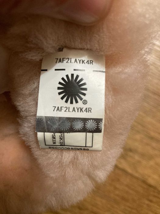 Оригинальные зимние кожаные сапоги угги UGG Australia