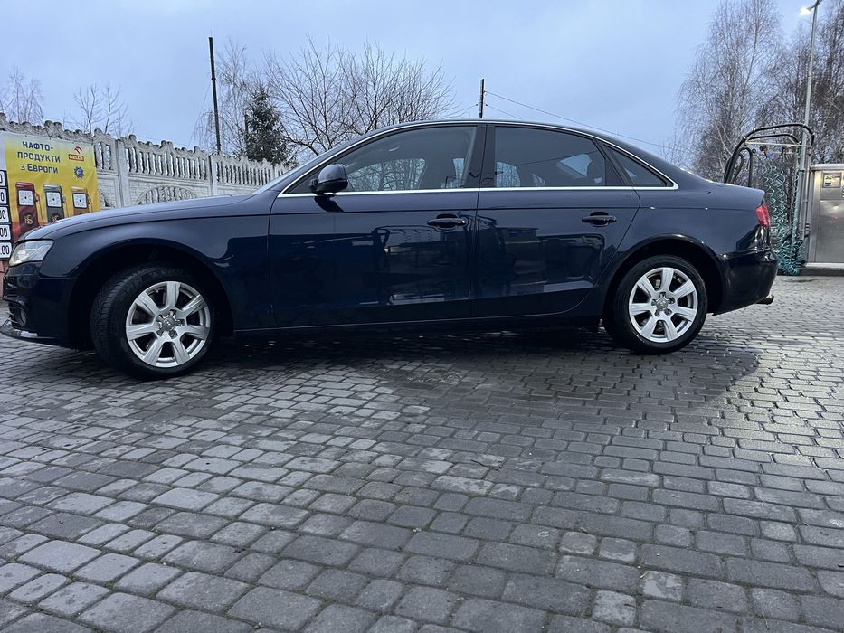 Продам Ауді А4  2010р