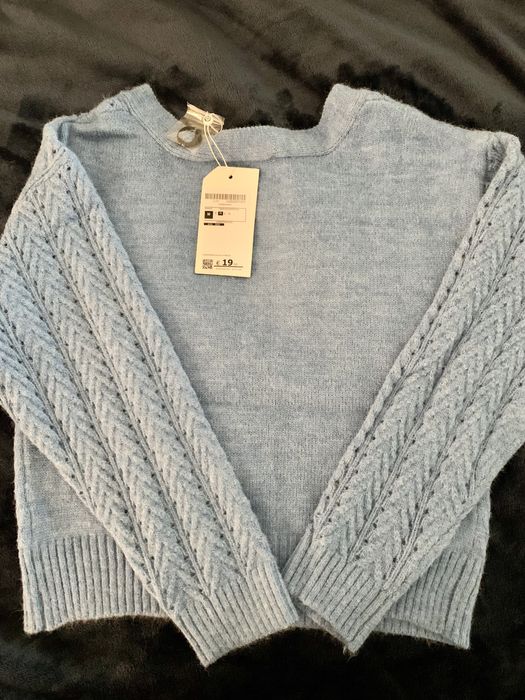 Casacos novos tamanho M (rosa e azul)