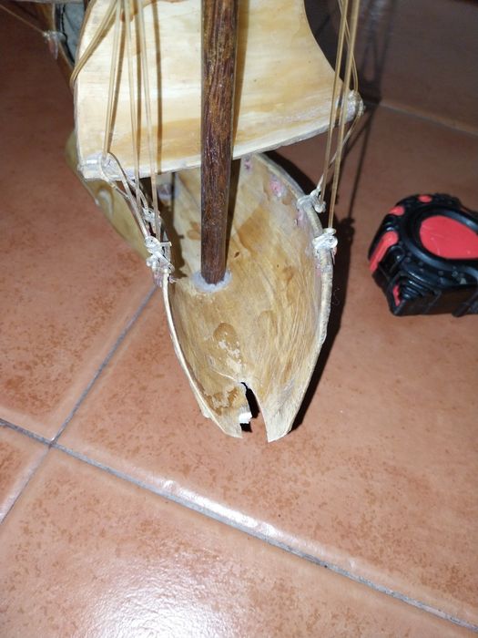 Caravela Antiga em Chifre de Animal