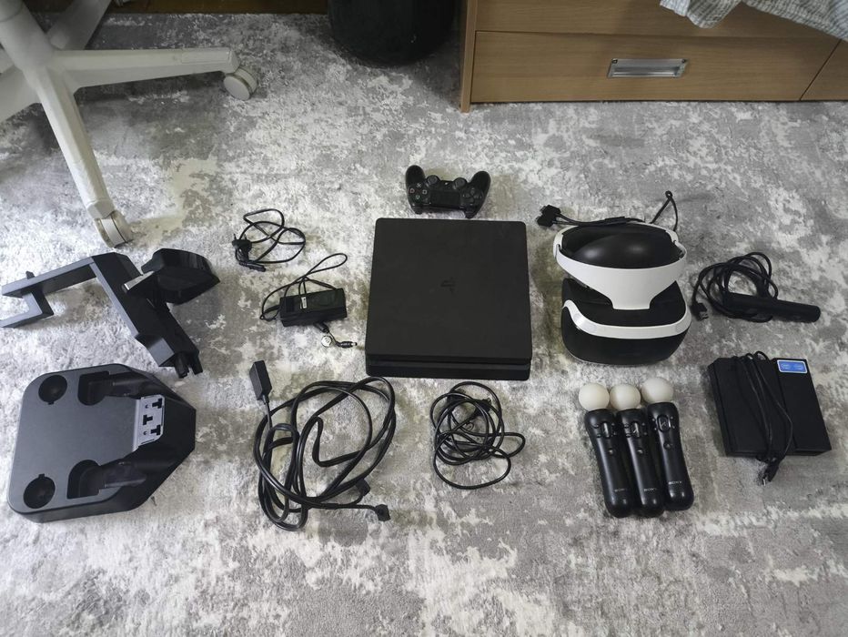 PlayStation4 本体＋VR セット SONY PlayStation4 VRセット PlayStation 4 500GBとVR +その他