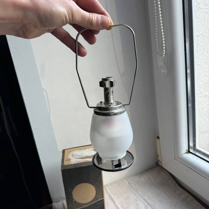 Turystyczna lampa oświetleniowa Predom z PRL