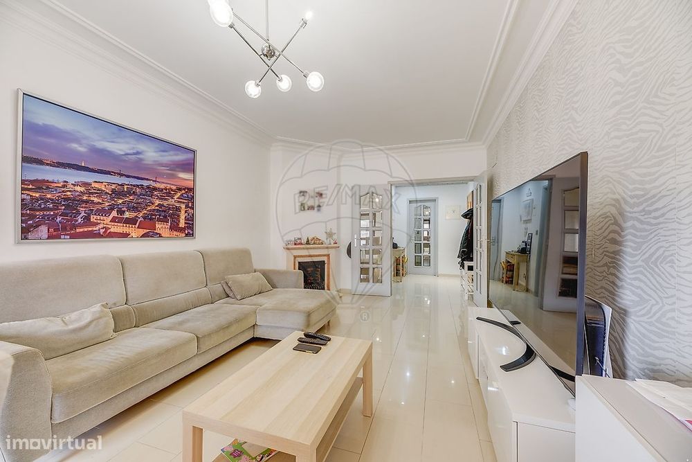 Apartamento T2 para venda — Vialonga, Lisboa