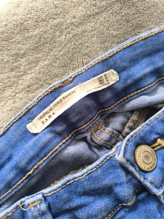 ZARA jeansy rurki,przetarcia rozm.36
