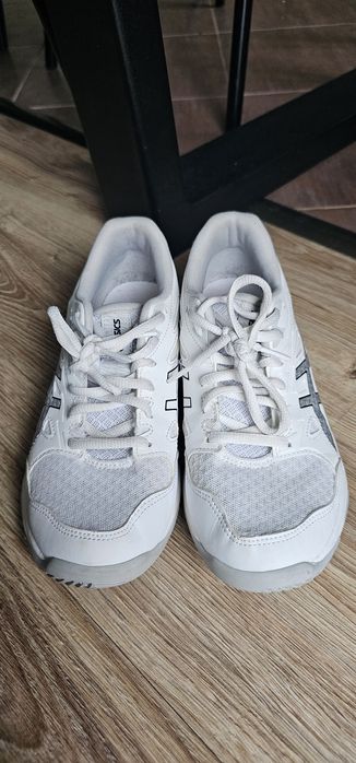 Asics gel Rocket 11 rozmiar 37.5  wkładka 23,5cm używane mało