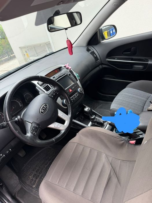 Kia ceed 1.4 2012