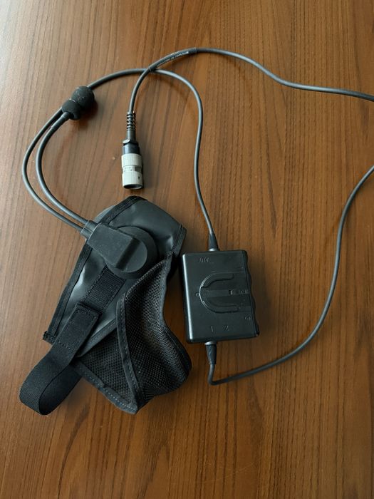 Гарнітура під радіостанцію Harris з кнопкою ptt (оригінал)