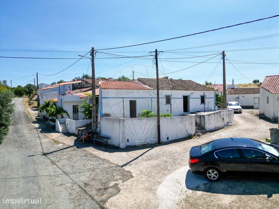Moradia T2 para venda