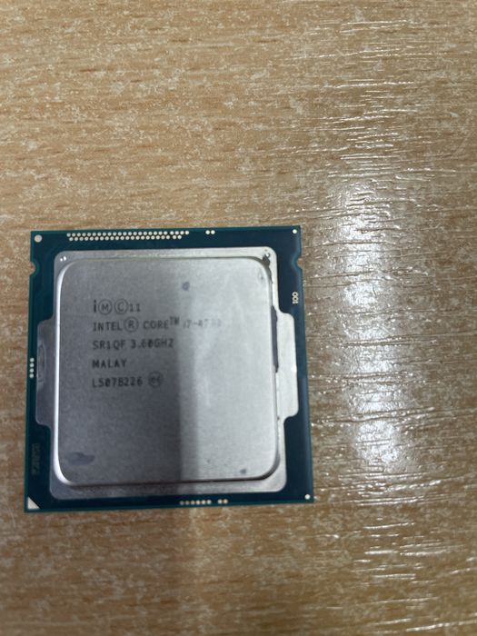 Intel i7-4790 3.60 Ghz